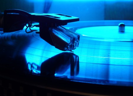 How To Choose DJ CD Decks